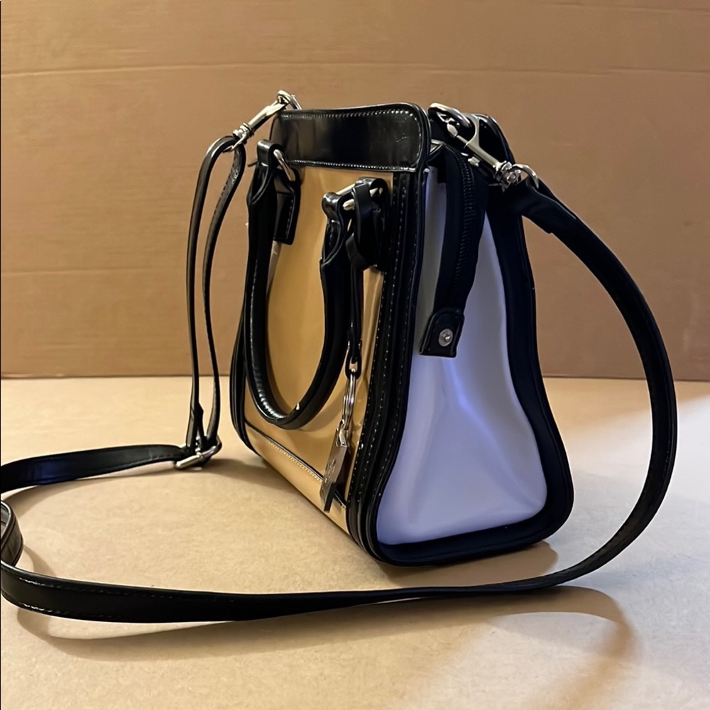 Stylish Black and White Women's Handbag